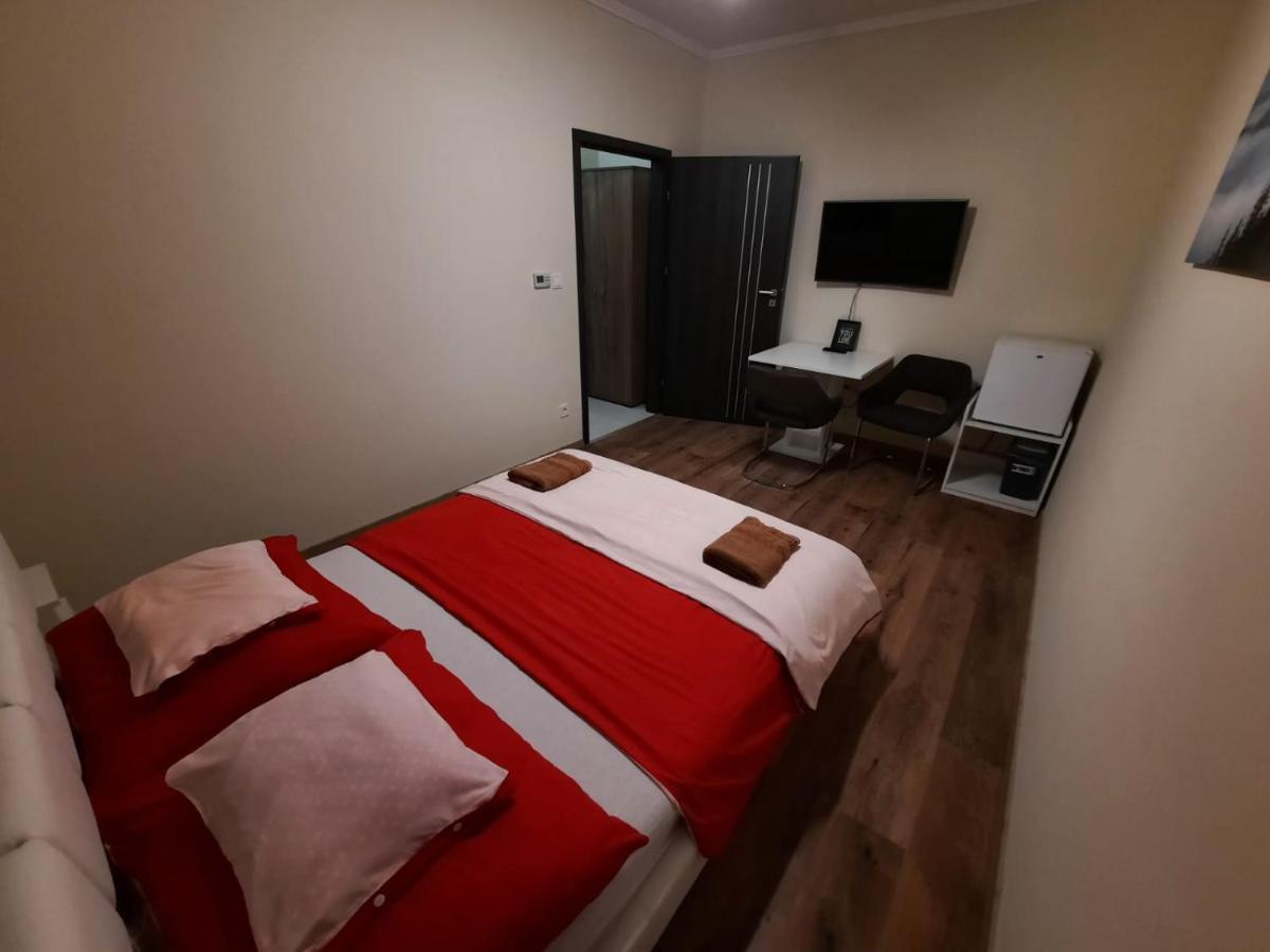 Borostyan Panzio Bed & Breakfast Debrecen Exterior photo