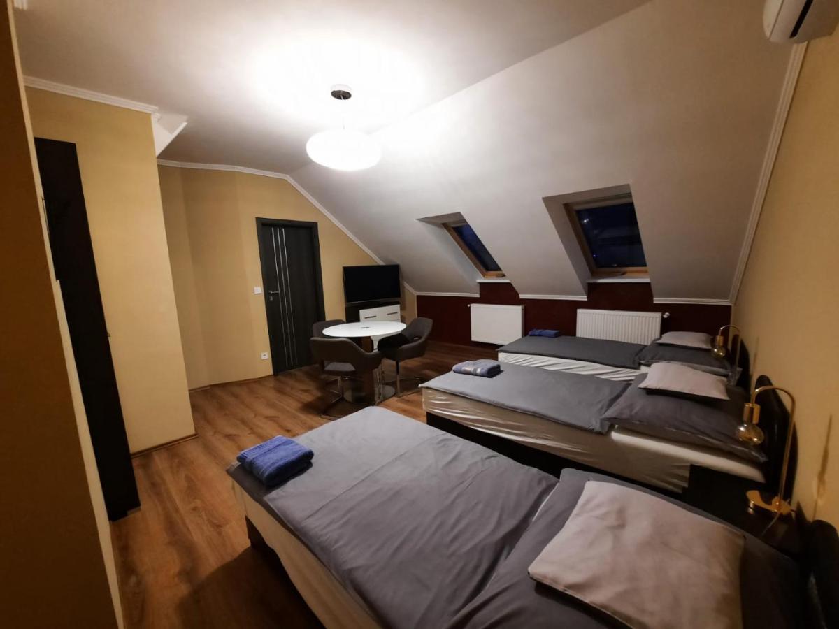 Borostyan Panzio Bed & Breakfast Debrecen Exterior photo