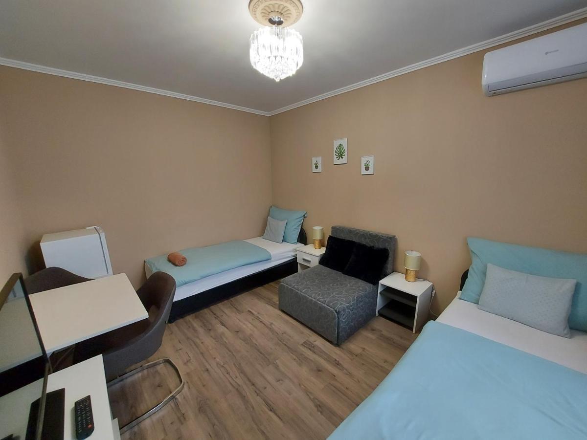 Borostyan Panzio Bed & Breakfast Debrecen Exterior photo
